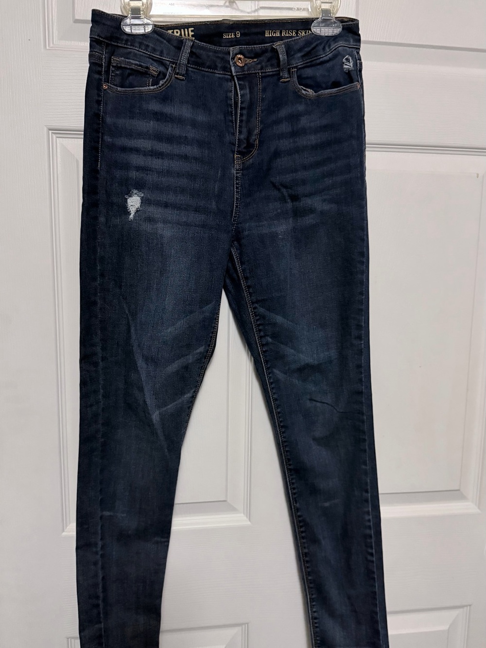 High Rise Skinny Jeans - Dark Blue Wash